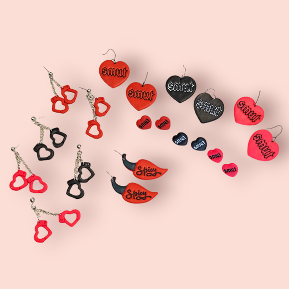 Red Heart Handcuff Dangle Earrings Polymer Clay Handmade Bold - Picture 4 of 4